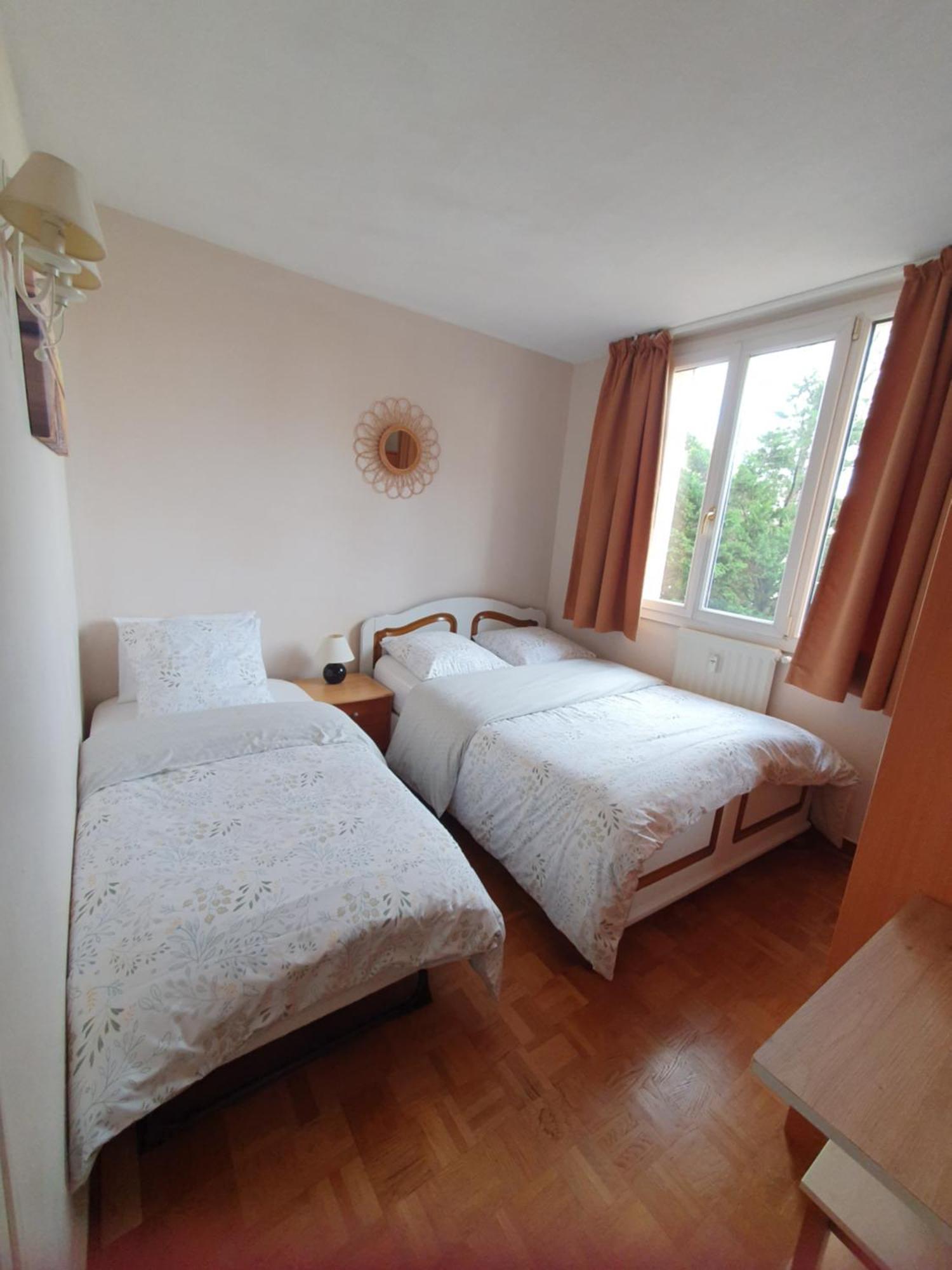 וילאורבן Medipole T2 Avec Un Garage Gratuit Sur Place, 16Min A Centre Ville Lyon En Metro A מראה חיצוני תמונה