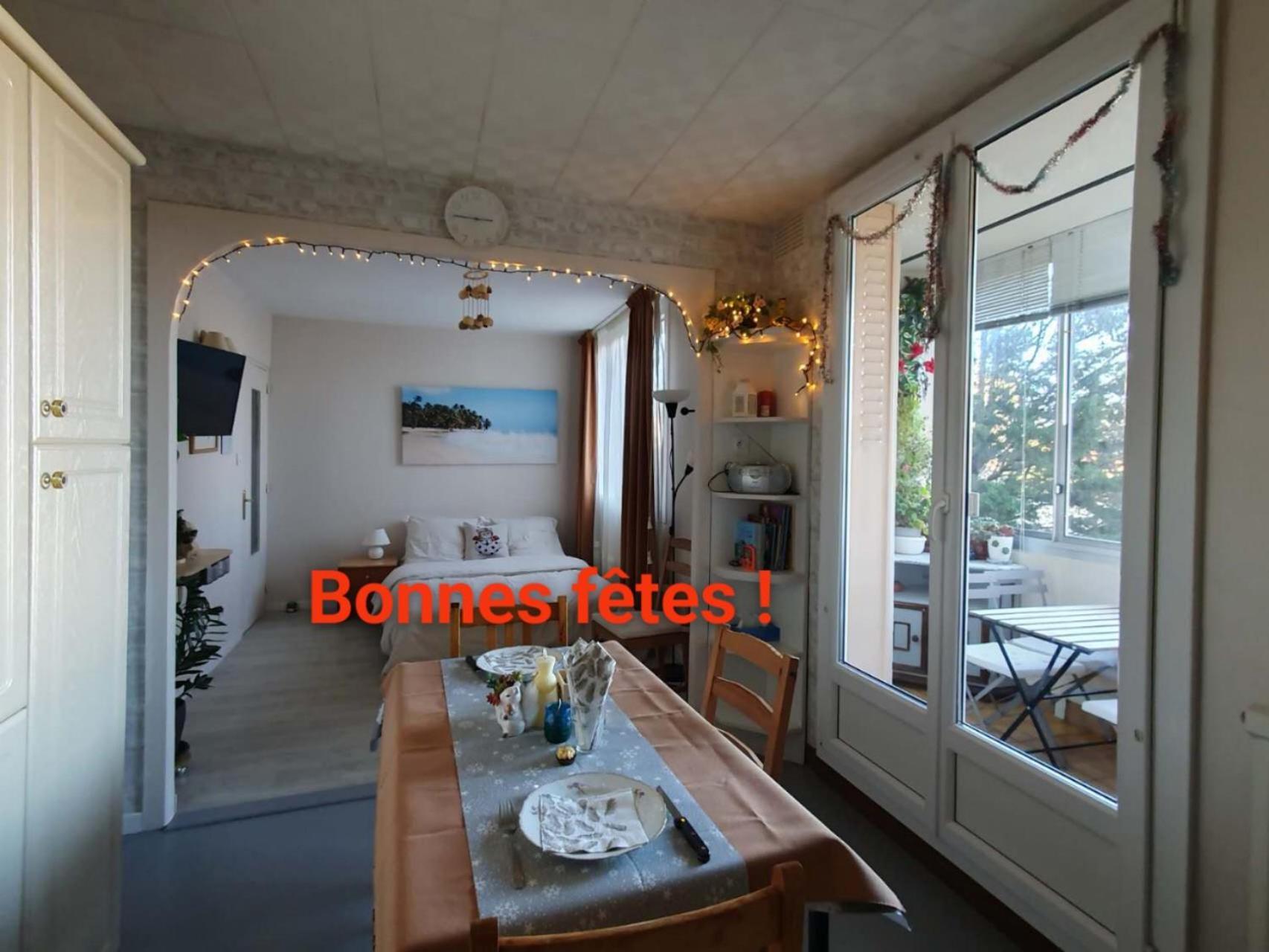וילאורבן Medipole T2 Avec Un Garage Gratuit Sur Place, 16Min A Centre Ville Lyon En Metro A מראה חיצוני תמונה